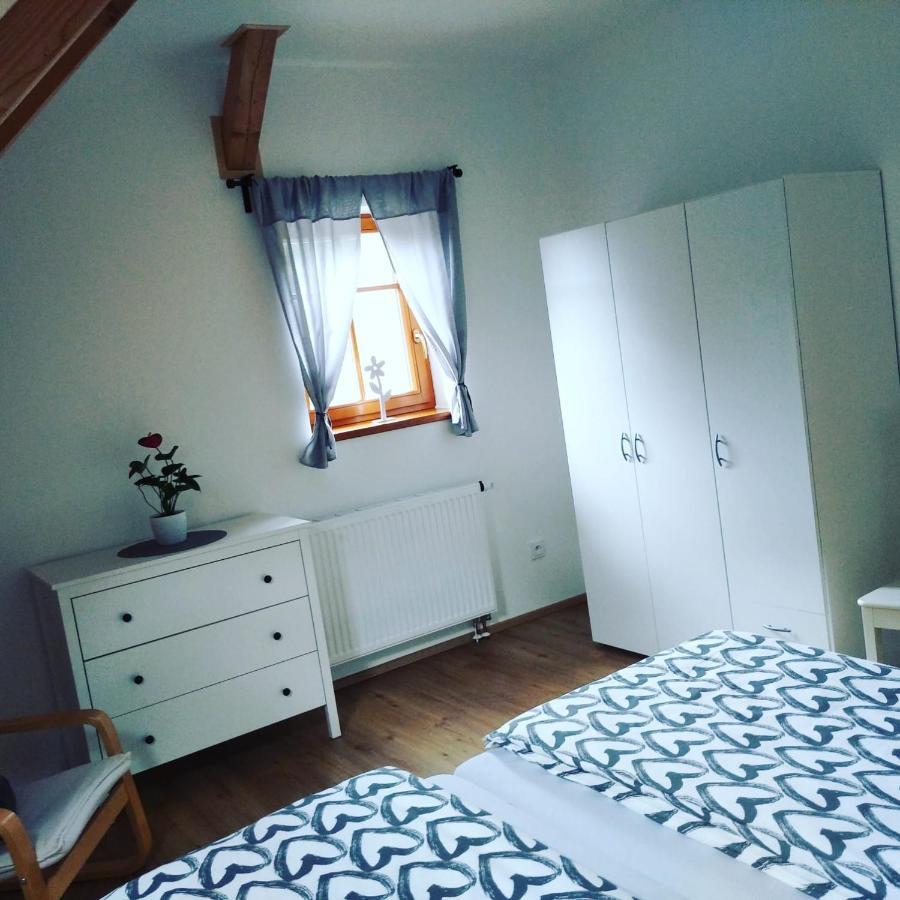 Apartmány u vlčích jam Petrowitz Esterno foto