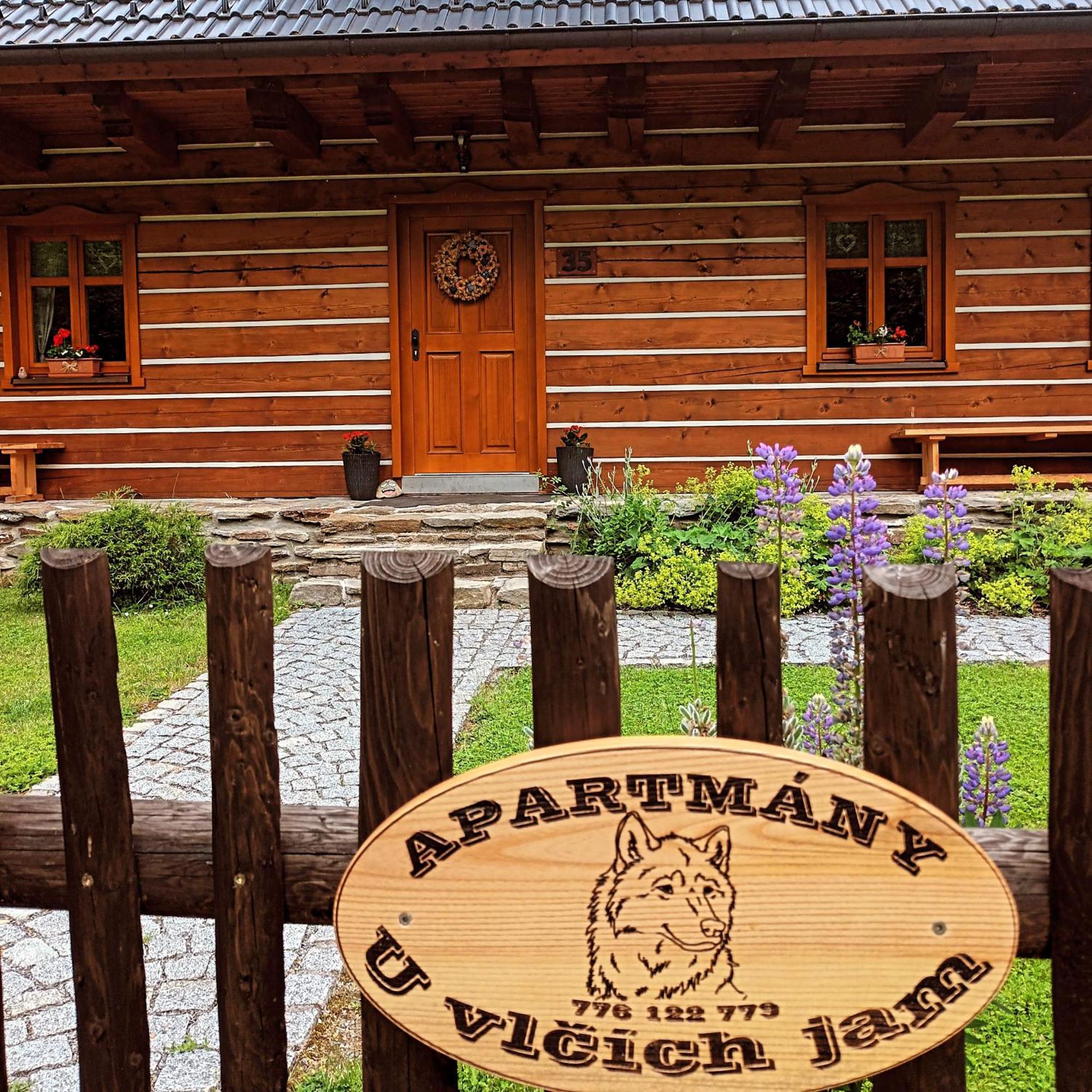 Apartmány u vlčích jam Petrowitz Esterno foto